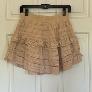 AERIE • Women Cream Colored Textured Lace Ruffle Mini Skirt Size- Medium